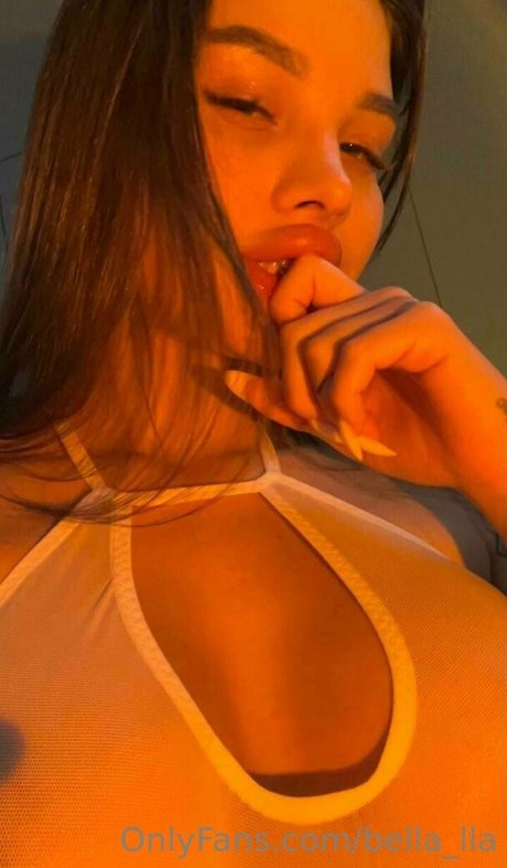 bella lla leaks only fans