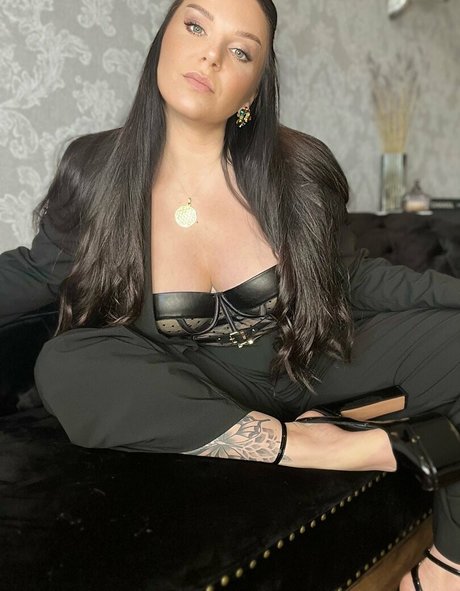 Lady Toxicsugga naked onlyfans pics