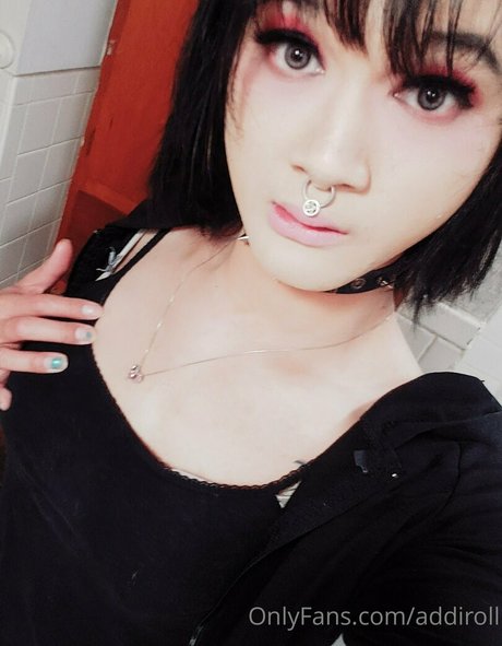 addiroll naked onlyfans