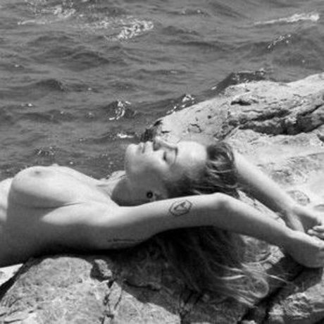 Harleyquinn2002 onlyfans leaks porn