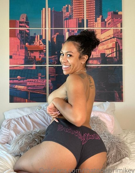 thatonegirlmikey onlyfans nudes