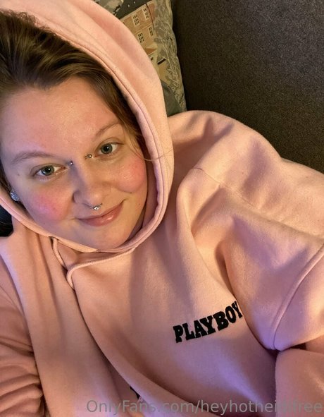 heyhotheidifree onlyfans leaked photos