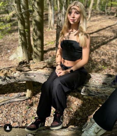 missadelade onlyfans leaked tits