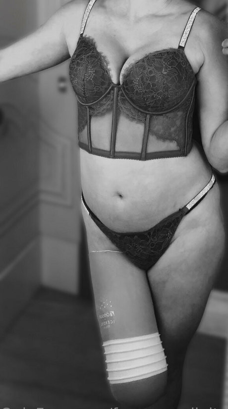 freeserendipity onlyfans model