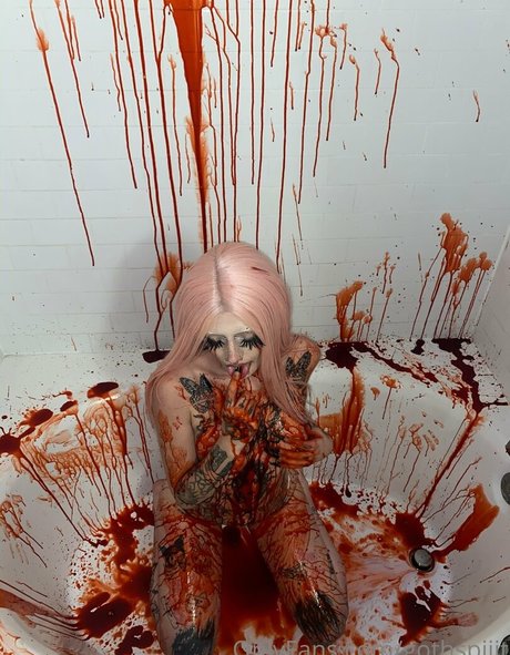 gothspiiit naked onlyfans pics