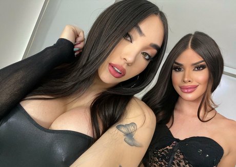 hottest milf onlyfans naked glimpse