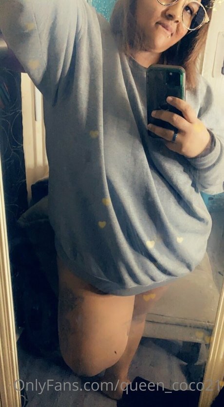 queen coco21 nude onlyfans leaks