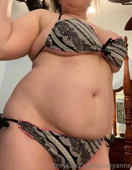 coreyanne onlyfans leak fuck