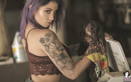 pulpfictionally topless onlyfans