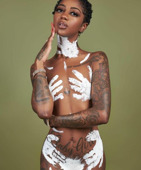 Zaria Linton onlyfans naked