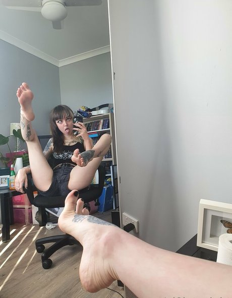 vi0let night only fans