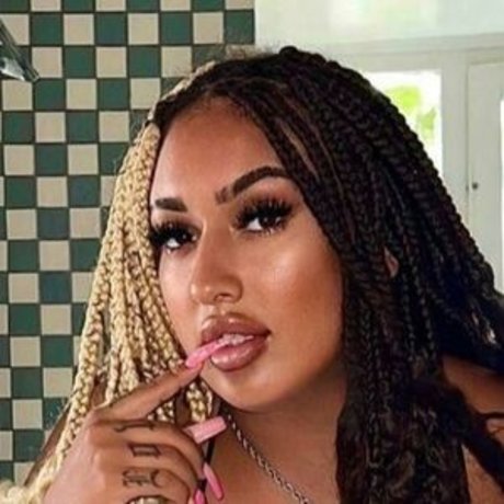 babyprincess official 98 onlyfans leajs