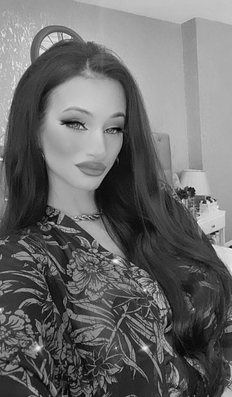 emmietinker onlyfans naked