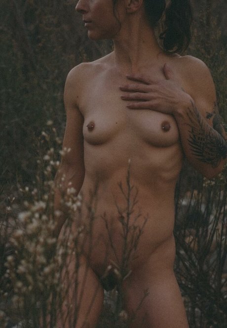 Ever Curious onlyfans free content