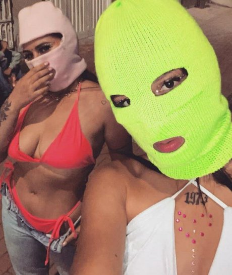 monirojas oficial onlyfans naked leaks