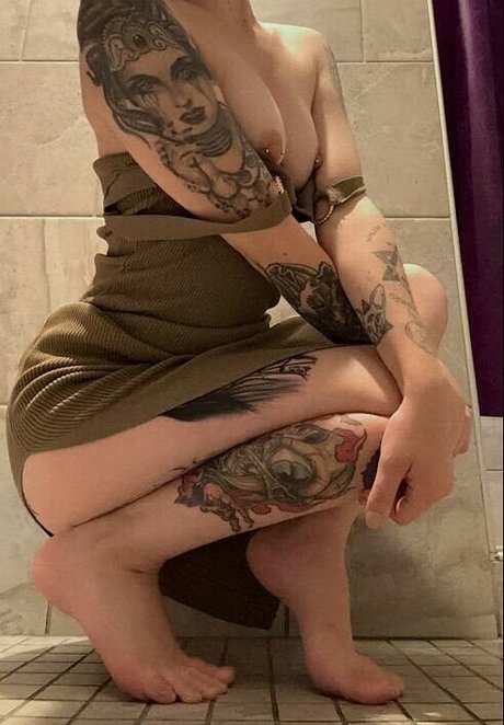 violets cabaret Profile pic