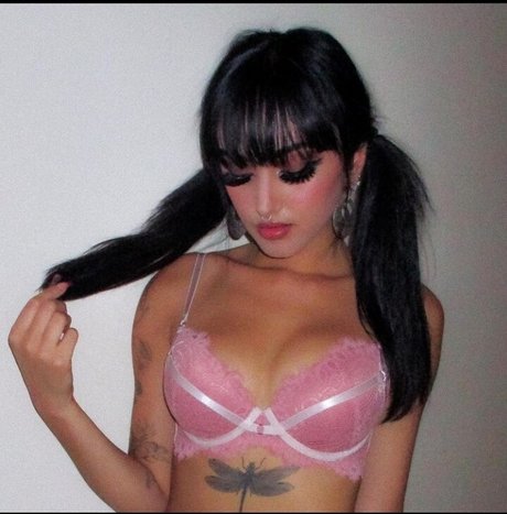 Akasha Collins nude only fans