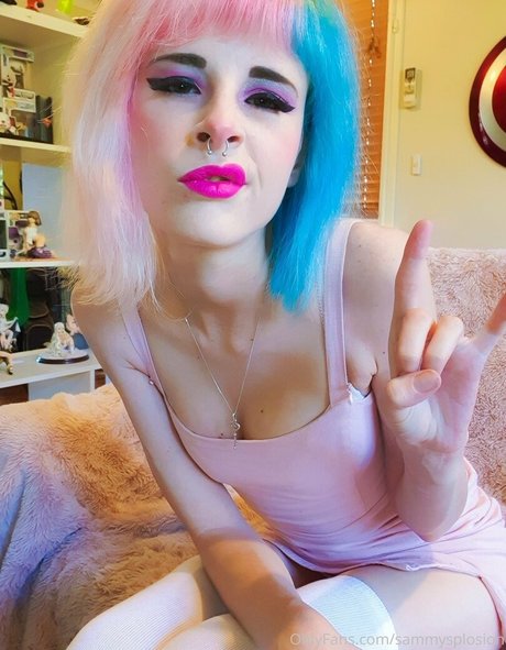 sexy latina onlyfans pretty self-portrait