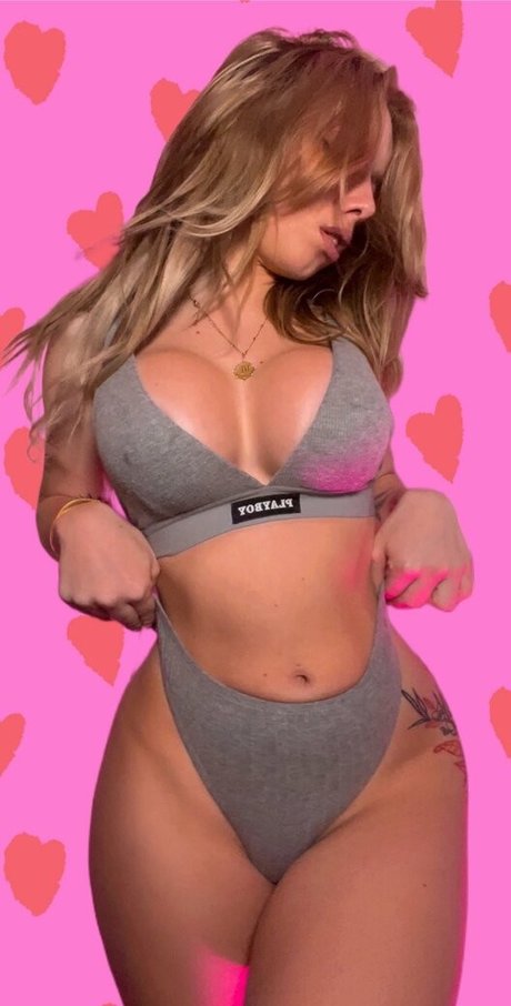 Zoeysummer onlyfans pics nude