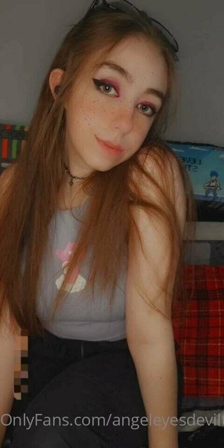 Angel Eyes Devil Thighs onlyfans