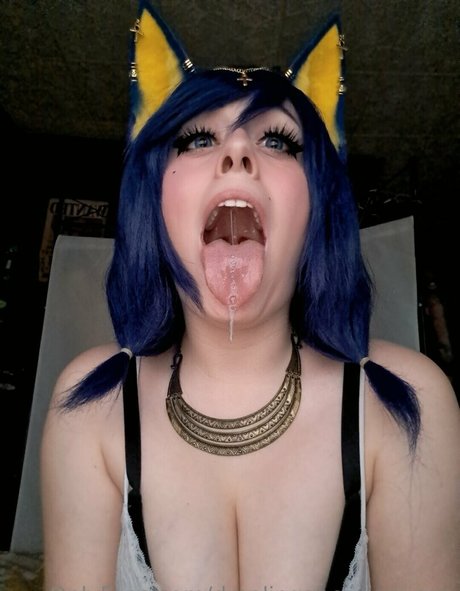 DroolingAhegaoQueen onlyfans archive