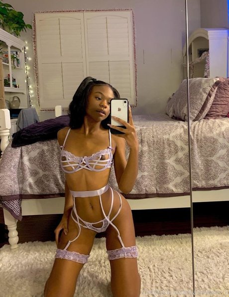 karliebaby k naked onlyfans leaks