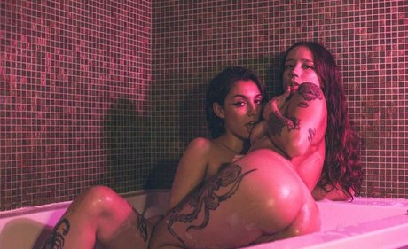 Pepperflavor topless onlyfans