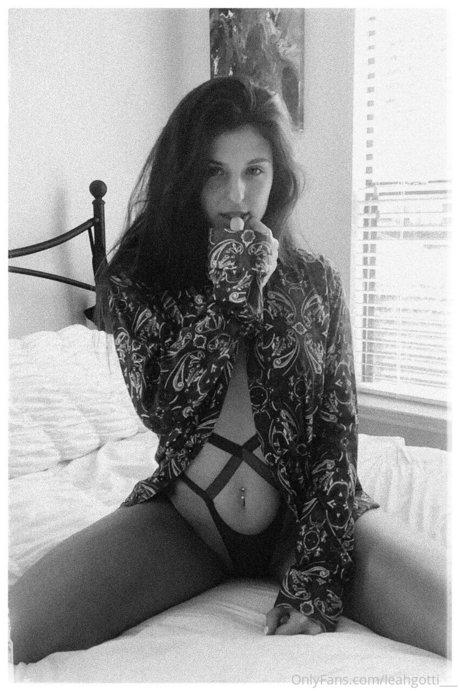 Leah Gotti naked onlyfans leaks