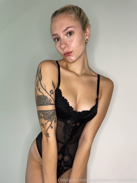 Rosey Cheekers onlyfans nude