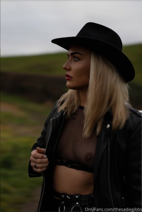 Sadie Gibbs nudes only fans