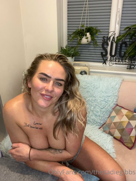 Sadie Gibbs onlyfans leake