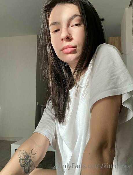 Kim Moor nude leaks onlyfans