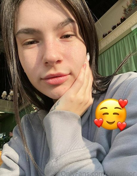 Kim Moor onlyfans nude leaked