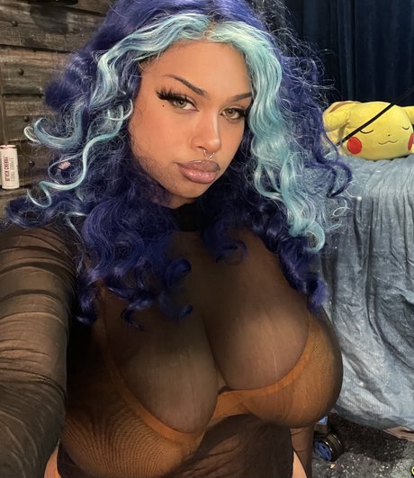 Lia Bluemoon onlyfans