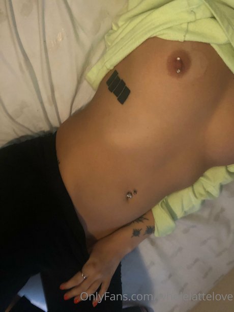 Alicia Bean onlyfans sexy