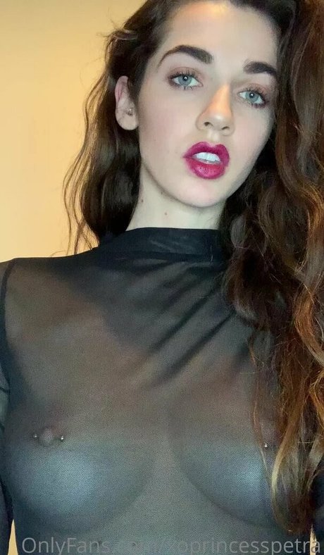 xoPrincessPetra only fans leaks