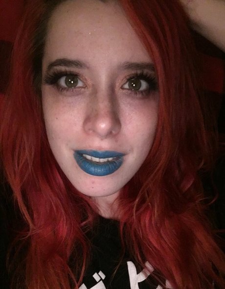 Scarlet Moon leak onlyfans