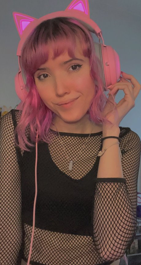 young asian onlyfans exclusive galleries