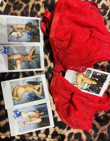 Abella Anderson onlyfans free content