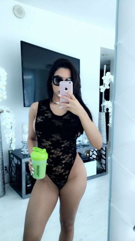 Abella Anderson only fans