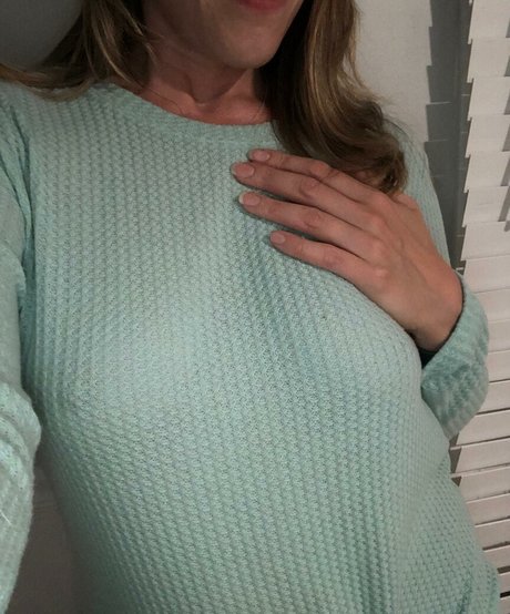 Emily Sequoia onlyfans naked leaked