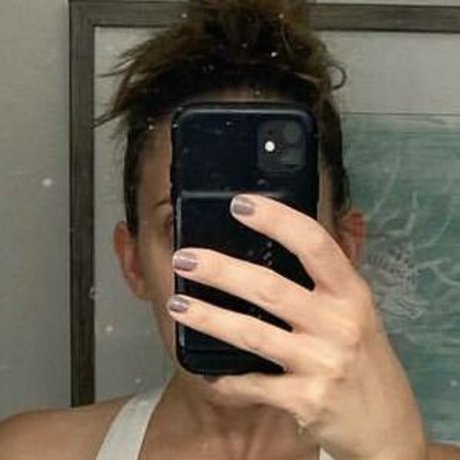 Emily Sequoia onlyfans topless