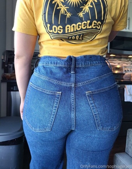 Sophia Gerard naked onlyfans leaks