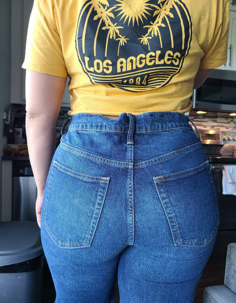 shemale cum in mouth onlyfans erotic visual