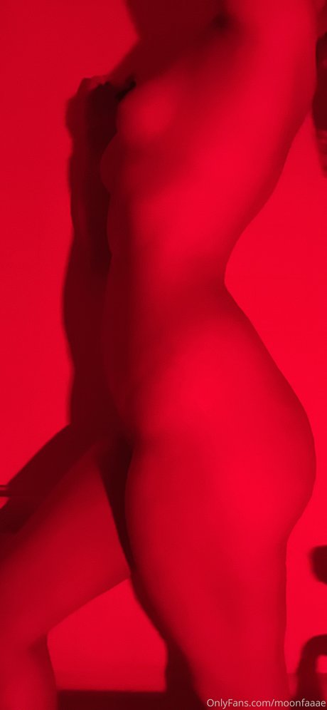 moon faae naked only fans