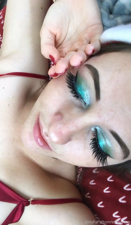 Embereon Profile pic