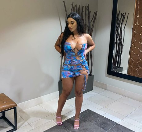 Princess Jasmin only fans review