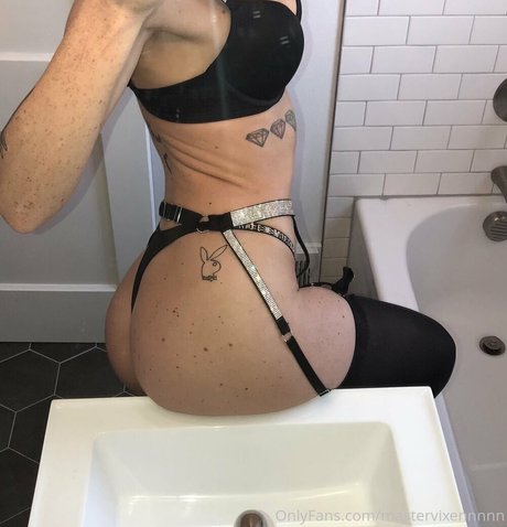 mastervixennnnn nude leak onlyfans
