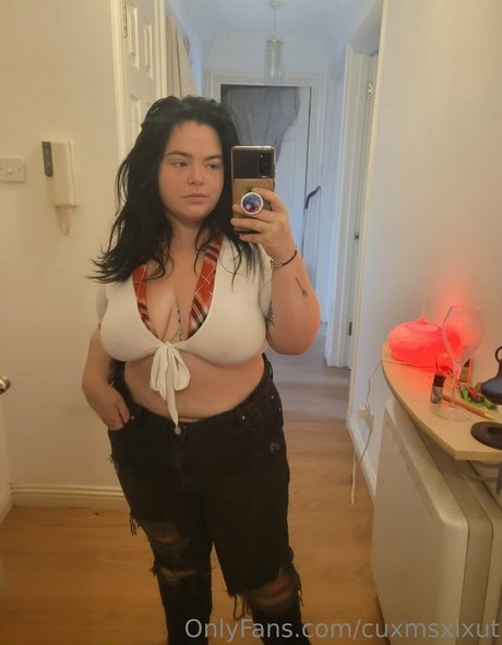 cuxmsxlxut onlyfans model photos