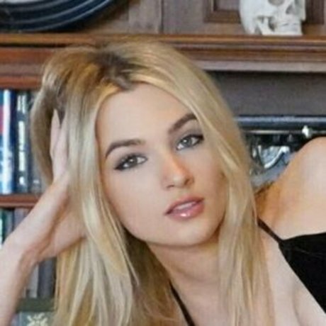 Lily Hosea onlyfans leaks free